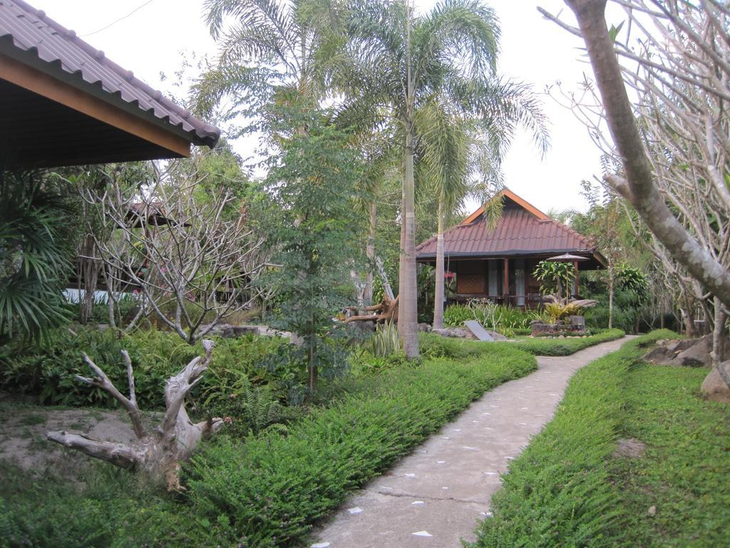 Le Mont Resort Pai Exterior photo