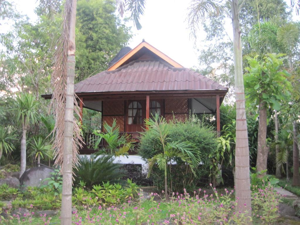 Le Mont Resort Pai Exterior photo